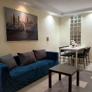 Apartament Pereca 2, Warszawa